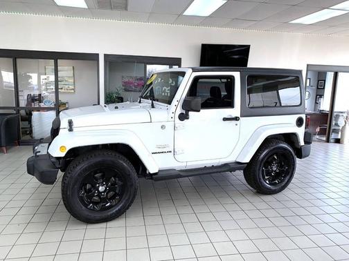 2013 Jeep Wrangler Sahara