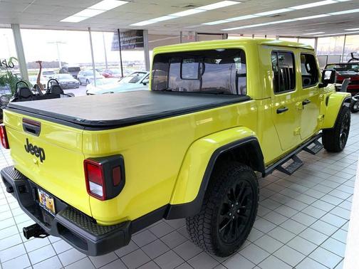 2024 Jeep Gladiator NightHawk 4x4 4dr Crew Cab 5.0 ft. SB