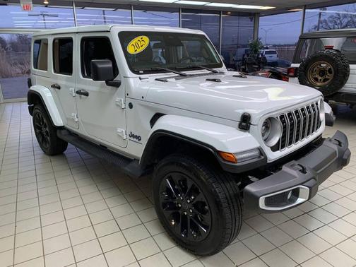 2025 Jeep Wrangler Sahara 4xe 4x4 4dr SUV