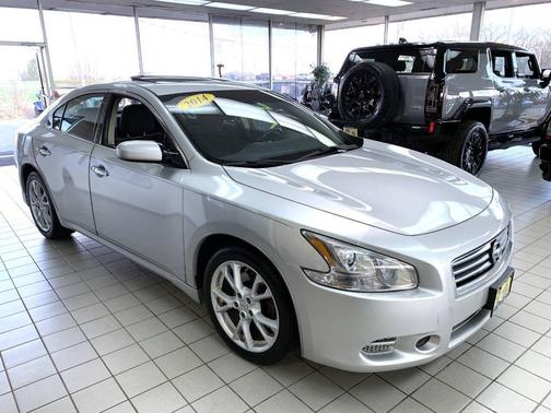 Silver 2014 Nissan Maxima SV