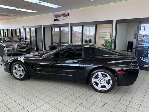 1998 Chevrolet Corvette Base