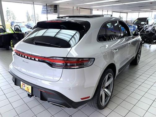 2023 Porsche Macan Base AWD 4dr SUV