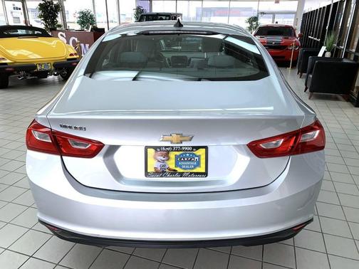 2017 Chevrolet Malibu 1LS