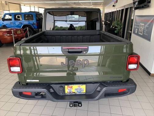 2021 Jeep Gladiator Sport S