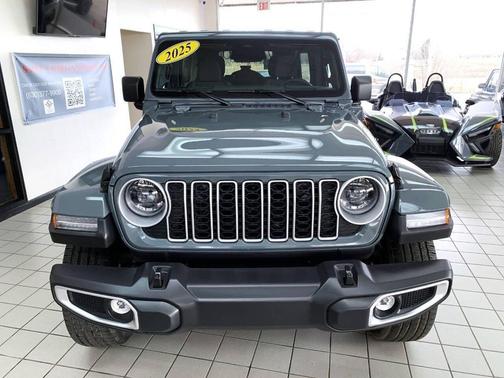 2025 Jeep Wrangler Sahara 4xe 4x4 4dr SUV