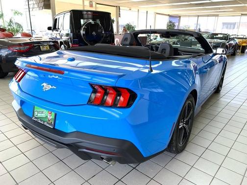 2025 Ford Mustang EcoBoost Premium