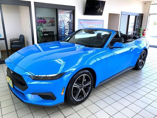 2025 Ford Mustang EcoBoost Premium