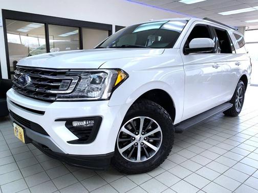 White 2019 Ford Expedition XLT 4x4 4dr SUV