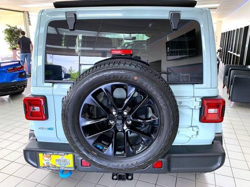 Earl Clear Coat 2023 Jeep Wrangler Sahara 4xe 4x4 4dr SUV