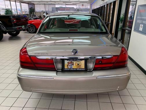 2005 Mercury Grand Marquis GS 4dr Sedan