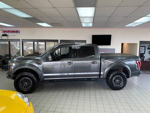 2019 Ford F-150 Raptor 4x4 4dr SuperCrew 5.5 ft. SB