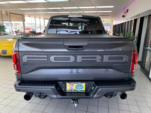 2019 Ford F-150 Raptor 4x4 4dr SuperCrew 5.5 ft. SB