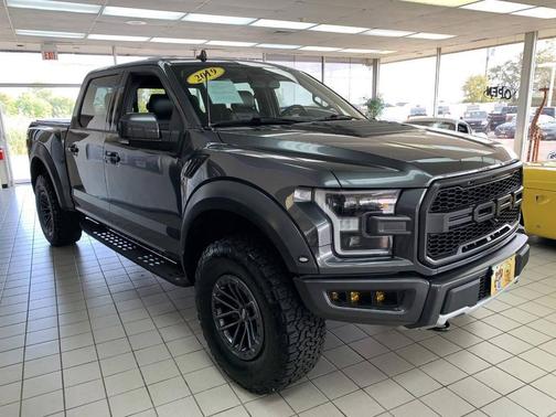 2019 Ford F-150 Raptor 4x4 4dr SuperCrew 5.5 ft. SB