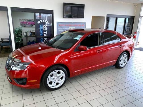 Red 2011 Ford Fusion SE