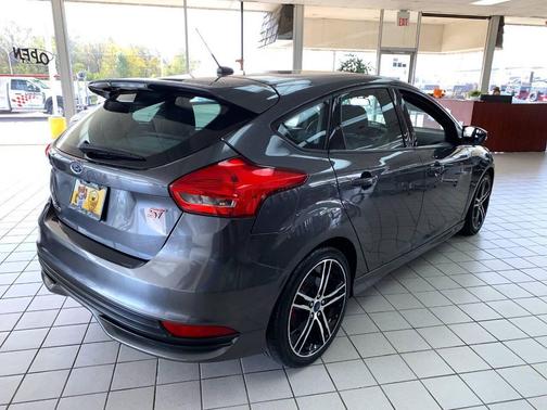 2017 Ford Focus ST Base