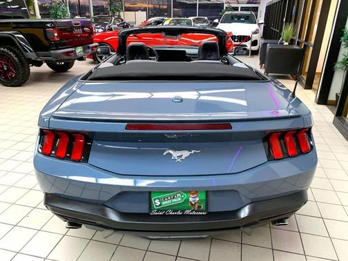 2025 Ford Mustang EcoBoost Premium