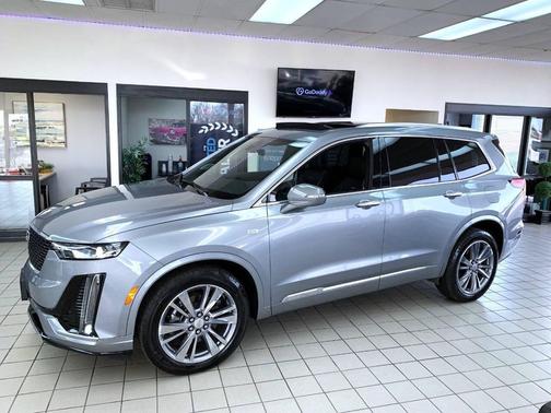 2025 Cadillac XT6 Premium Luxury 4x4 4dr SUV