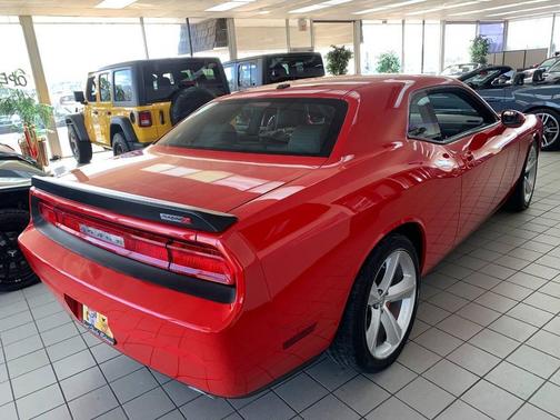 2009 Dodge Challenger SRT8