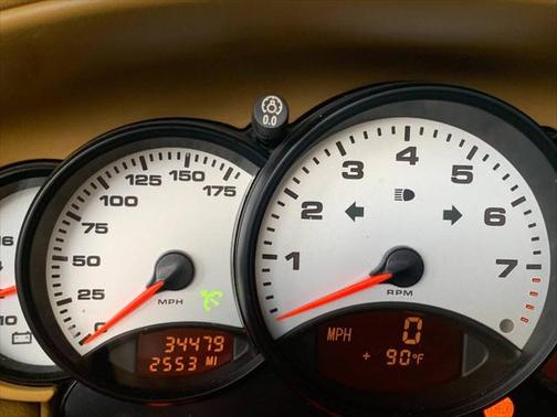 2000 Porsche 911 Carrera