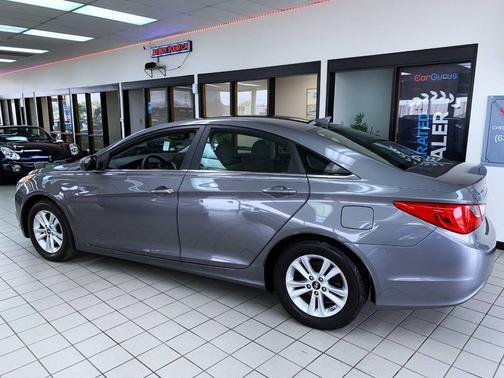 Titanium 2013 Hyundai SONATA GLS