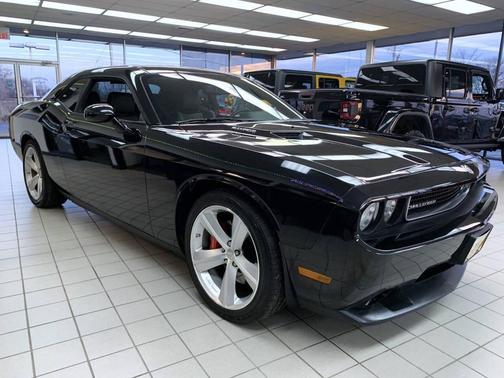2009 Dodge Challenger SRT8