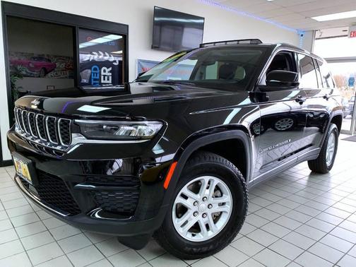 2023 Jeep Grand Cherokee Laredo