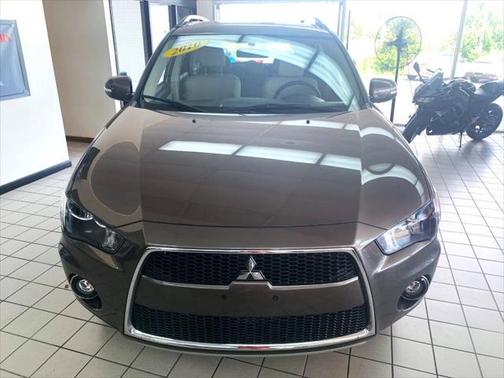2010 Mitsubishi Outlander XLS