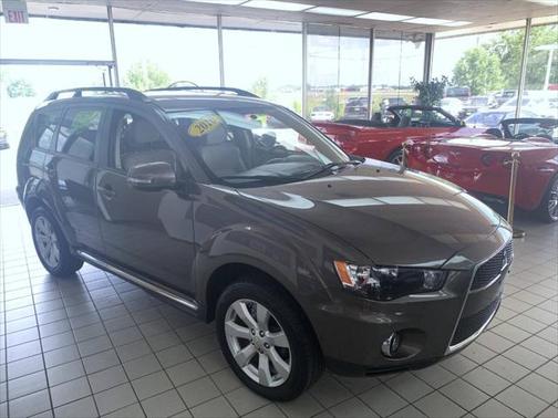 2010 Mitsubishi Outlander XLS