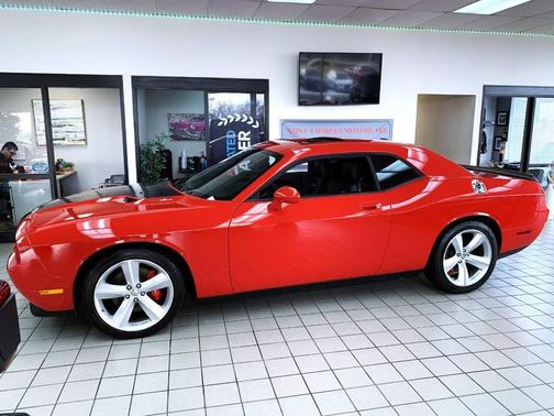 2010 Dodge Challenger SRT8