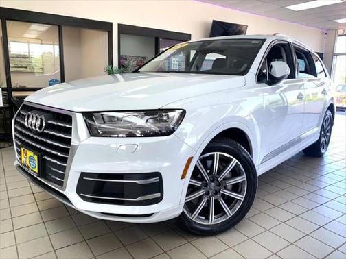 2019 Audi Q7 45 Premium Plus