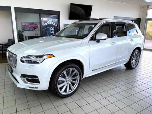 2023 Volvo XC90 B6 Plus Bright Theme 6P AWD 6 Passenger 4dr SUV