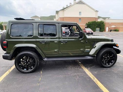 2022 Jeep Wrangler Unlimited Sahara