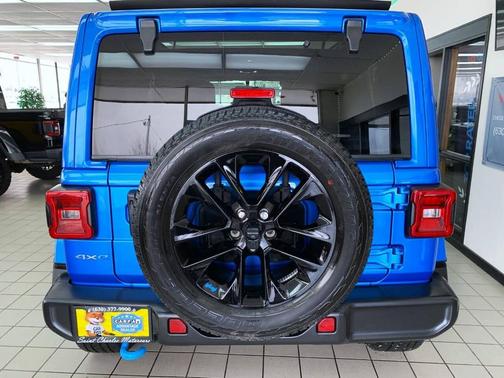 2023 Jeep Wrangler Sahara 4xe 4x4 4dr SUV