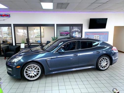 2010 Porsche Panamera 4S