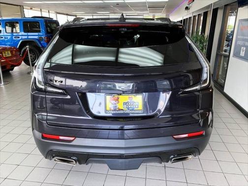 2023 Cadillac XT4 Sport