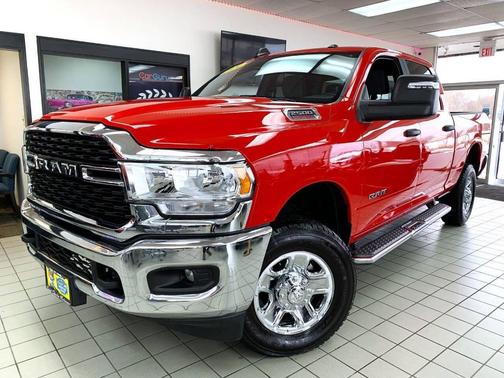 2024 RAM 2500 Big Horn 4x4 4dr Crew Cab 6.3 ft. SB Pickup