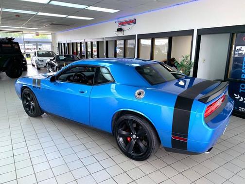 2010 Dodge Challenger SRT8