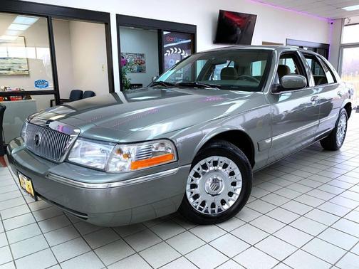 2004 Mercury Grand Marquis GS 4dr Sedan