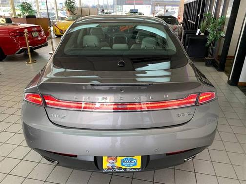 2016 Lincoln MKZ Base