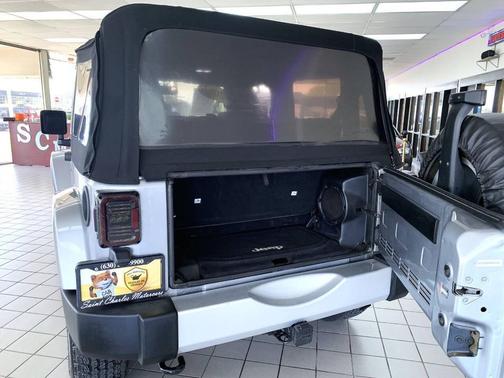 2013 Jeep Wrangler Sahara