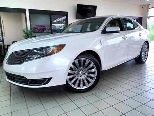 2015 Lincoln MKS Base