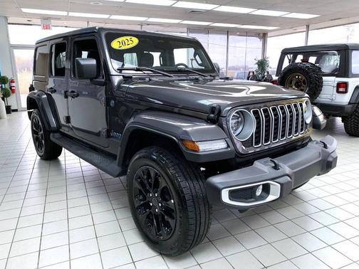 2025 Jeep Wrangler Sahara 4xe 4x4 4dr SUV
