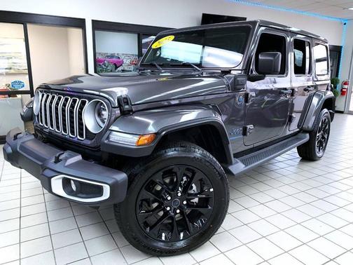 2025 Jeep Wrangler Sahara 4xe 4x4 4dr SUV