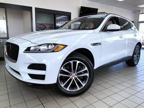 2019 Jaguar F-PACE 30t Premium AWD 4dr SUV