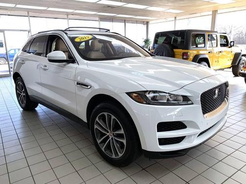 2019 Jaguar F-PACE 30t Premium AWD 4dr SUV