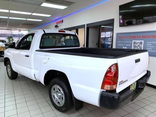 2013 Toyota Tacoma Base