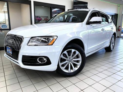 Glacier White Metallic 2015 Audi Q5 2.0T Premium Plus