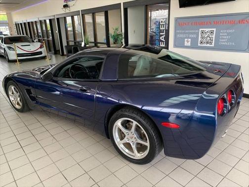 2000 Chevrolet Corvette Base