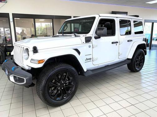 Bright White Clear Coat 2023 Jeep Wrangler Sahara 4xe 4x4 4dr SUV