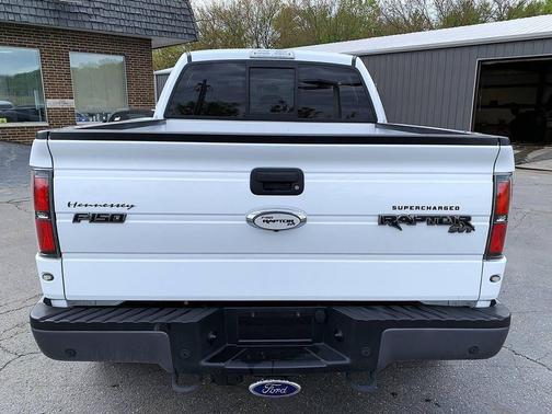 Oxford White 2013 Ford F-150 SVT Raptor